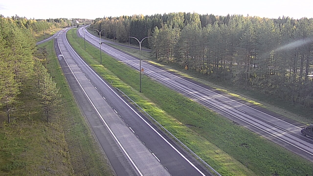 Weather Camera Image Väg 4 Uleåborg, Ouluntulli, Oulu, Pohjois-Pohjanmaa