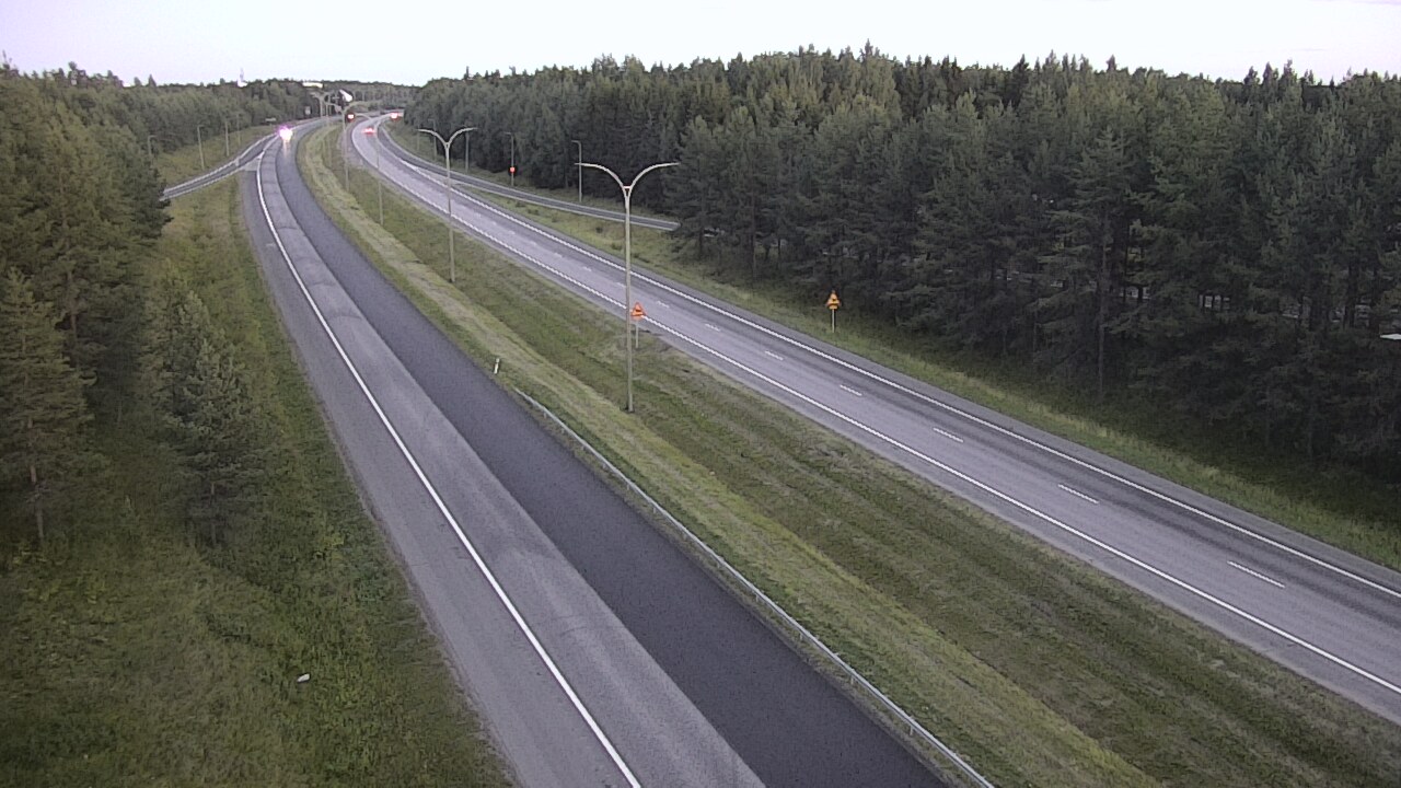 Weather Camera Image Väg 4 Uleåborg, Ouluntulli, Oulu, Pohjois-Pohjanmaa