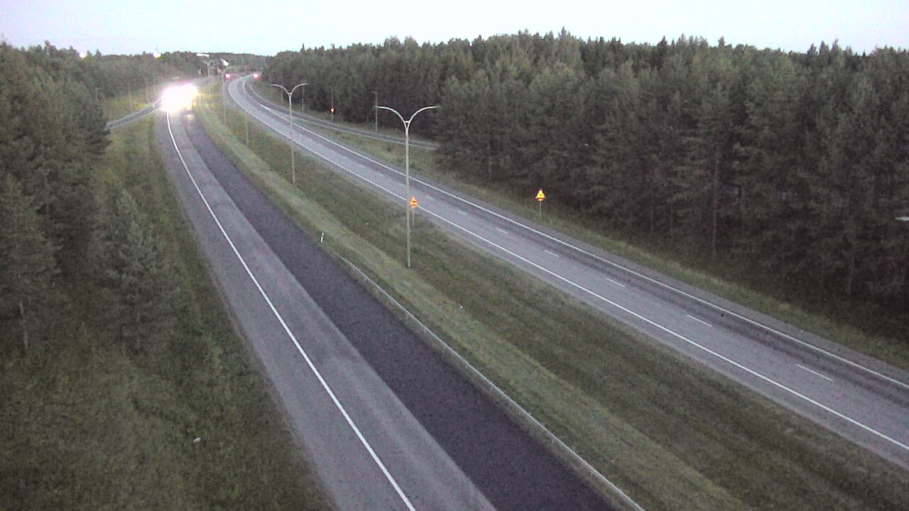Weather Camera Image Väg 4 Uleåborg, Ouluntulli, Oulu, Pohjois-Pohjanmaa