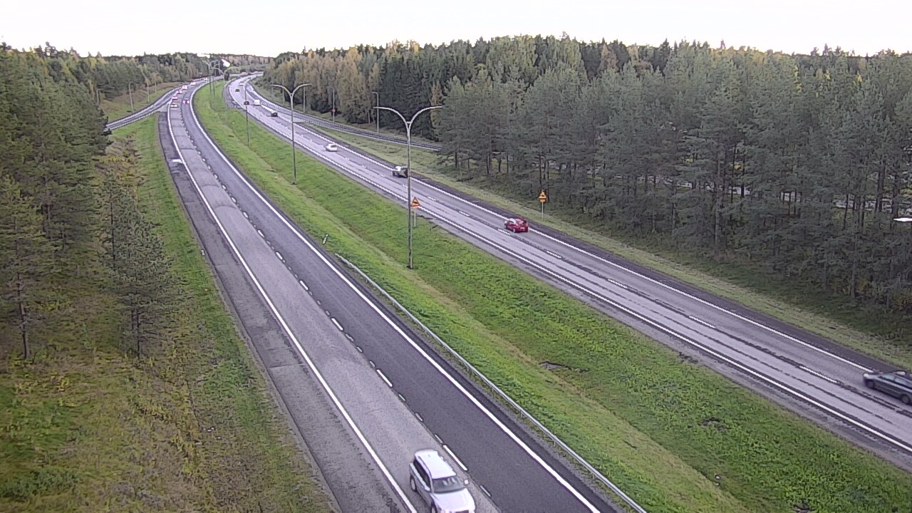 Weather Camera Image Väg 4 Uleåborg, Ouluntulli, Oulu, Pohjois-Pohjanmaa