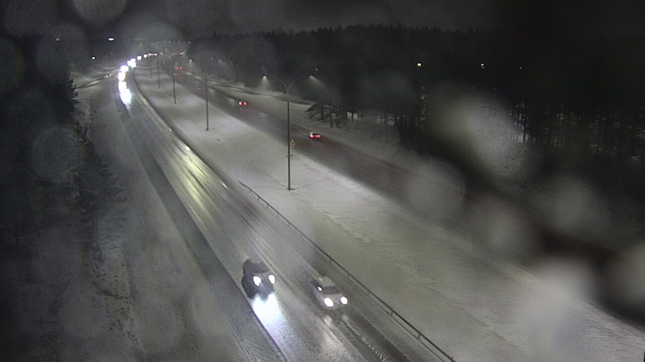 Weather Camera Image Väg 4 Uleåborg, Ouluntulli, Oulu, Pohjois-Pohjanmaa