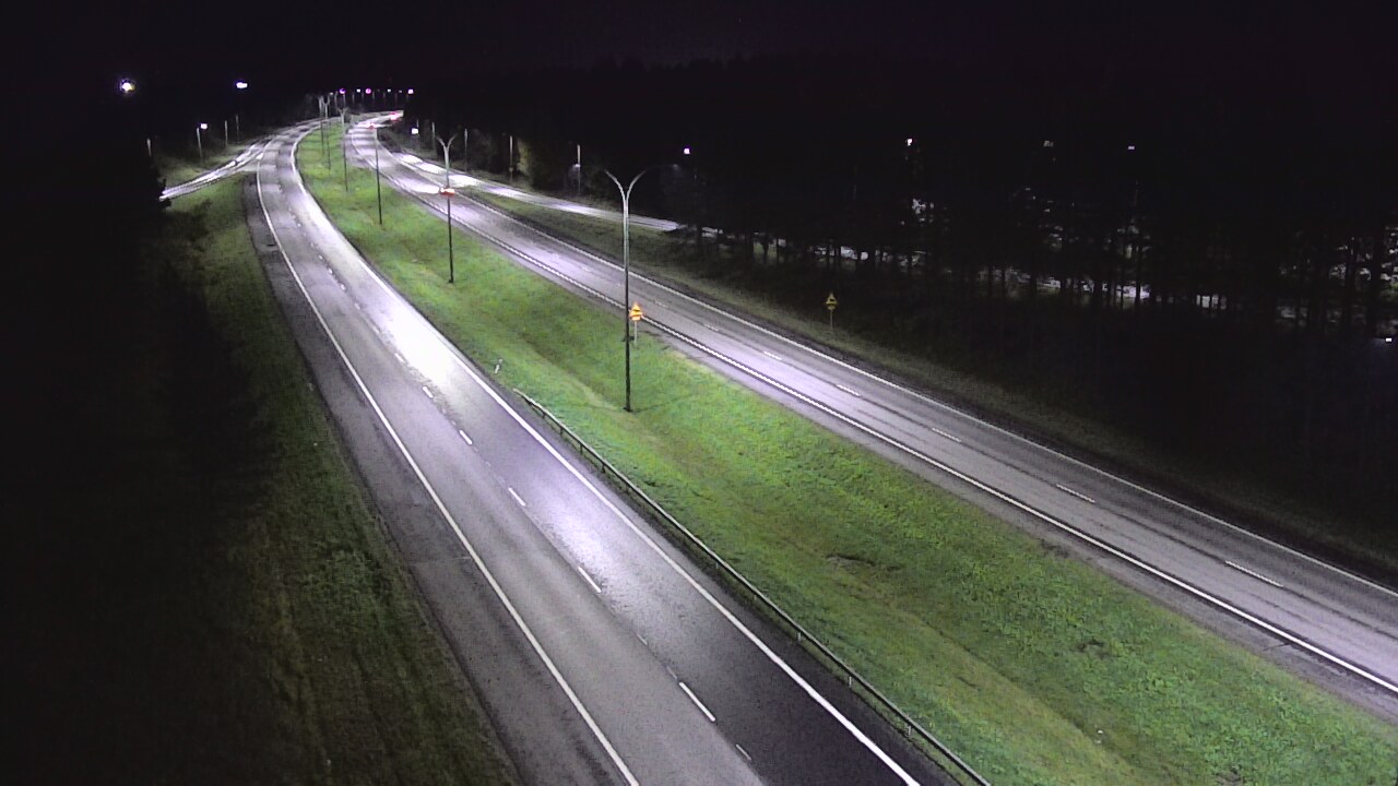 Weather Camera Image Väg 4 Uleåborg, Ouluntulli, Oulu, Pohjois-Pohjanmaa