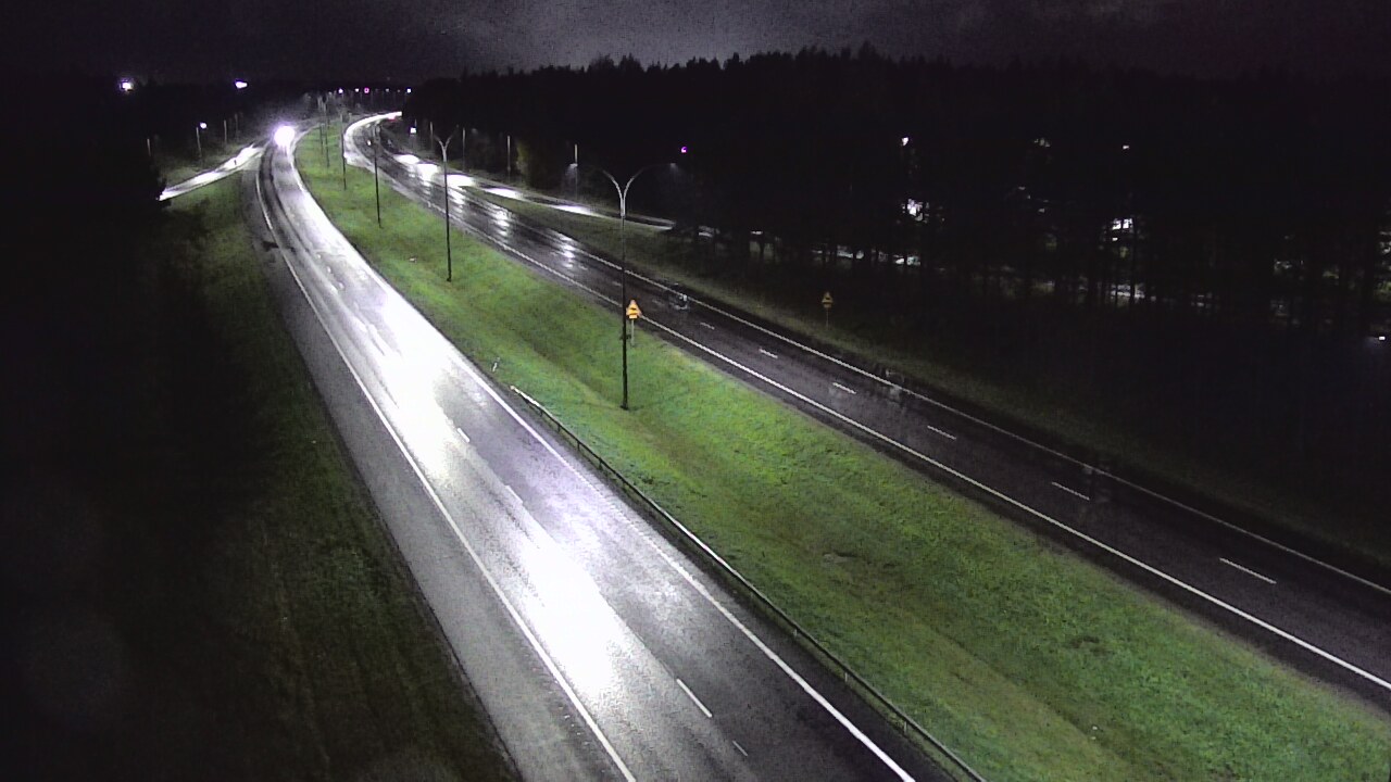 Weather Camera Image Väg 4 Uleåborg, Ouluntulli, Oulu, Pohjois-Pohjanmaa