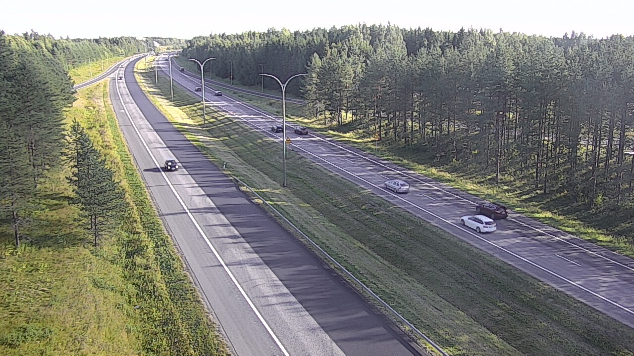 Weather Camera Image Väg 4 Uleåborg, Ouluntulli, Oulu, Pohjois-Pohjanmaa