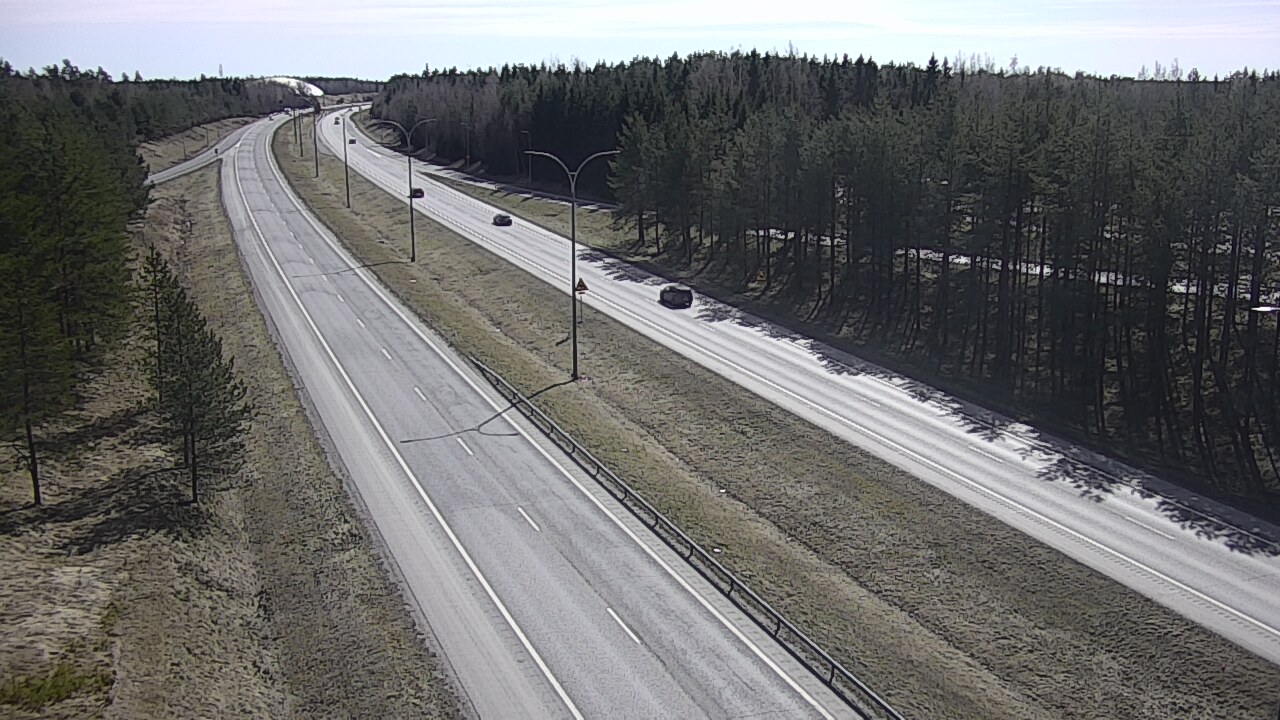 Weather Camera Image Väg 4 Uleåborg, Ouluntulli, Oulu, Pohjois-Pohjanmaa