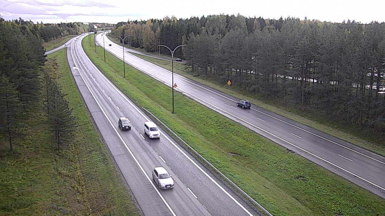 Weather Camera Image Väg 4 Uleåborg, Ouluntulli, Oulu, Pohjois-Pohjanmaa
