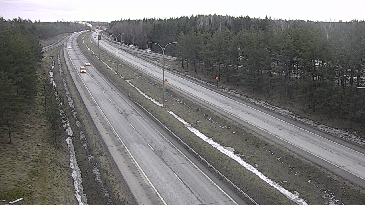 Weather Camera Image Road 4 Oulu, Ouluntulli, Oulu, Pohjois-Pohjanmaa