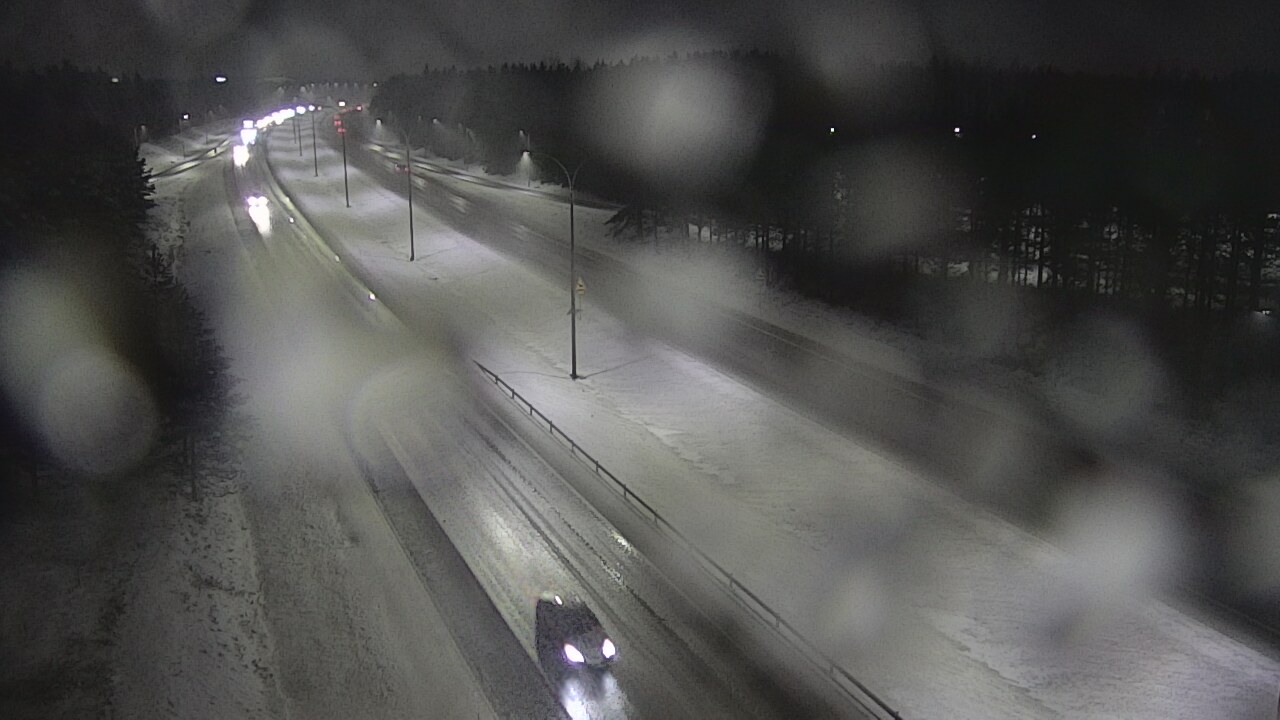 Weather Camera Image Väg 4 Uleåborg, Ouluntulli, Oulu, Pohjois-Pohjanmaa