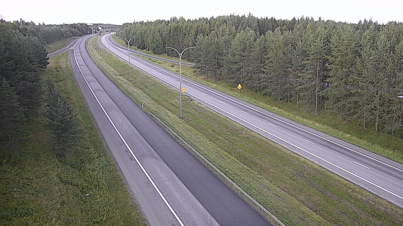 Weather Camera Image Väg 4 Uleåborg, Ouluntulli, Oulu, Pohjois-Pohjanmaa