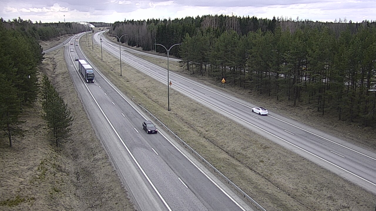 Weather Camera Image Road 4 Oulu, Ouluntulli, Oulu, Pohjois-Pohjanmaa