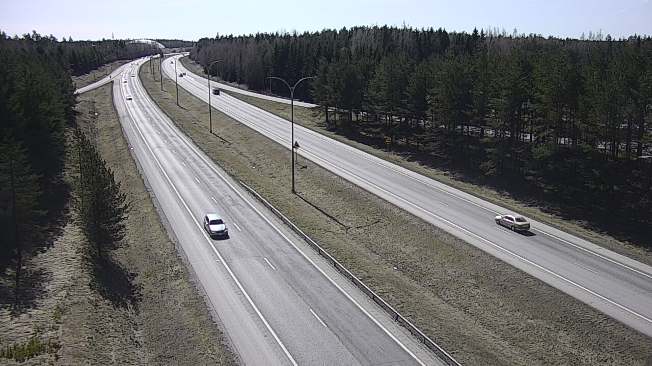 Weather Camera Image Väg 4 Uleåborg, Ouluntulli, Oulu, Pohjois-Pohjanmaa