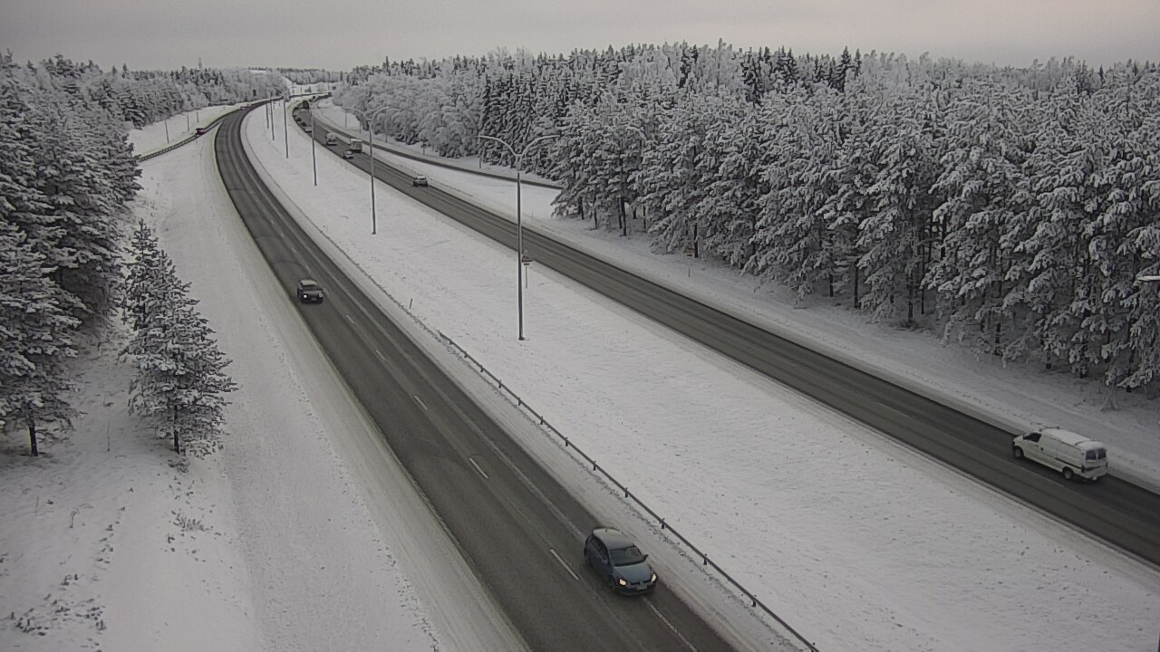 Weather Camera Image Väg 4 Uleåborg, Ouluntulli, Oulu, Pohjois-Pohjanmaa