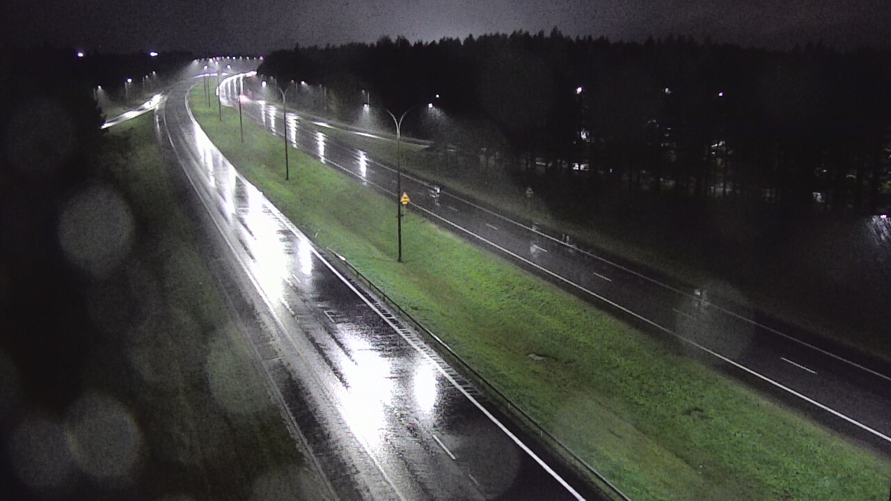 Weather Camera Image Väg 4 Uleåborg, Ouluntulli, Oulu, Pohjois-Pohjanmaa