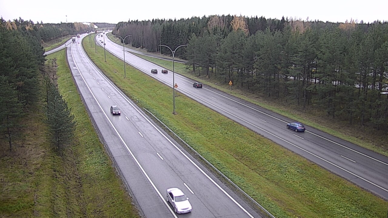 Weather Camera Image Väg 4 Uleåborg, Ouluntulli, Oulu, Pohjois-Pohjanmaa