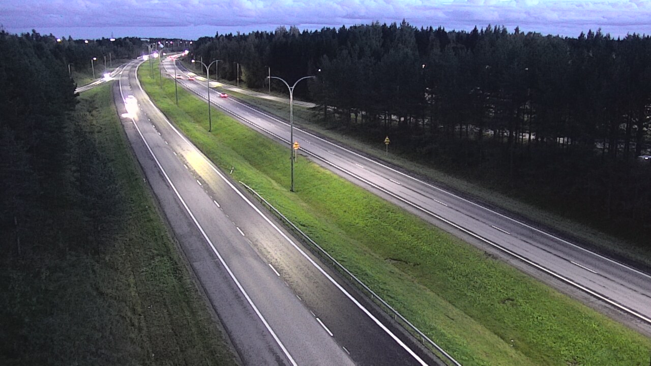 Weather Camera Image Väg 4 Uleåborg, Ouluntulli, Oulu, Pohjois-Pohjanmaa