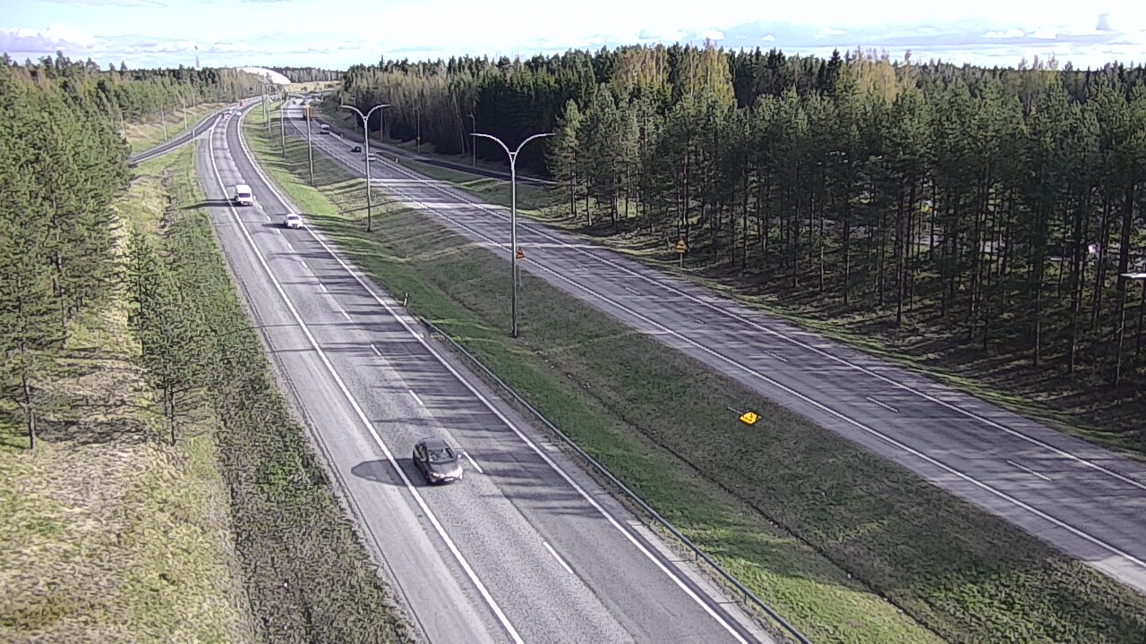 Weather Camera Image Väg 4 Uleåborg, Ouluntulli, Oulu, Pohjois-Pohjanmaa