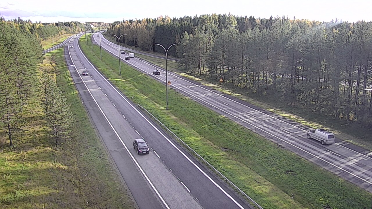 Weather Camera Image Väg 4 Uleåborg, Ouluntulli, Oulu, Pohjois-Pohjanmaa