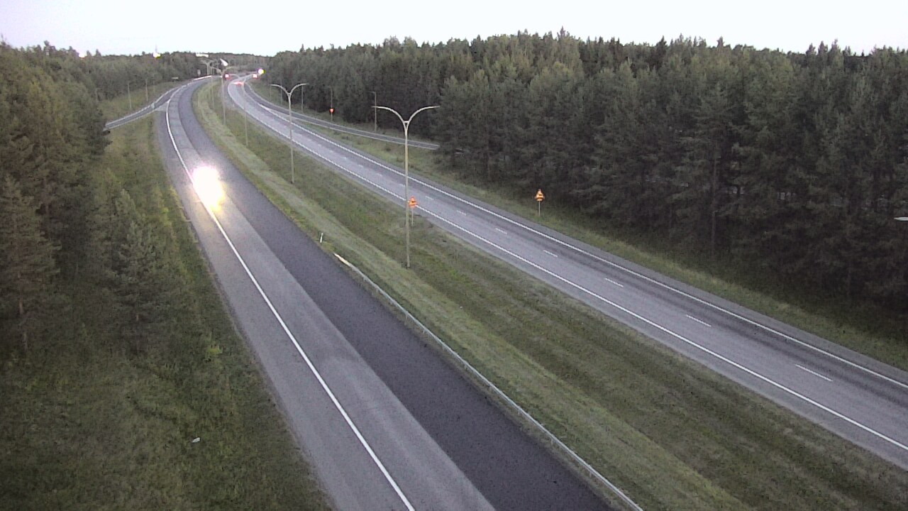Weather Camera Image Väg 4 Uleåborg, Ouluntulli, Oulu, Pohjois-Pohjanmaa