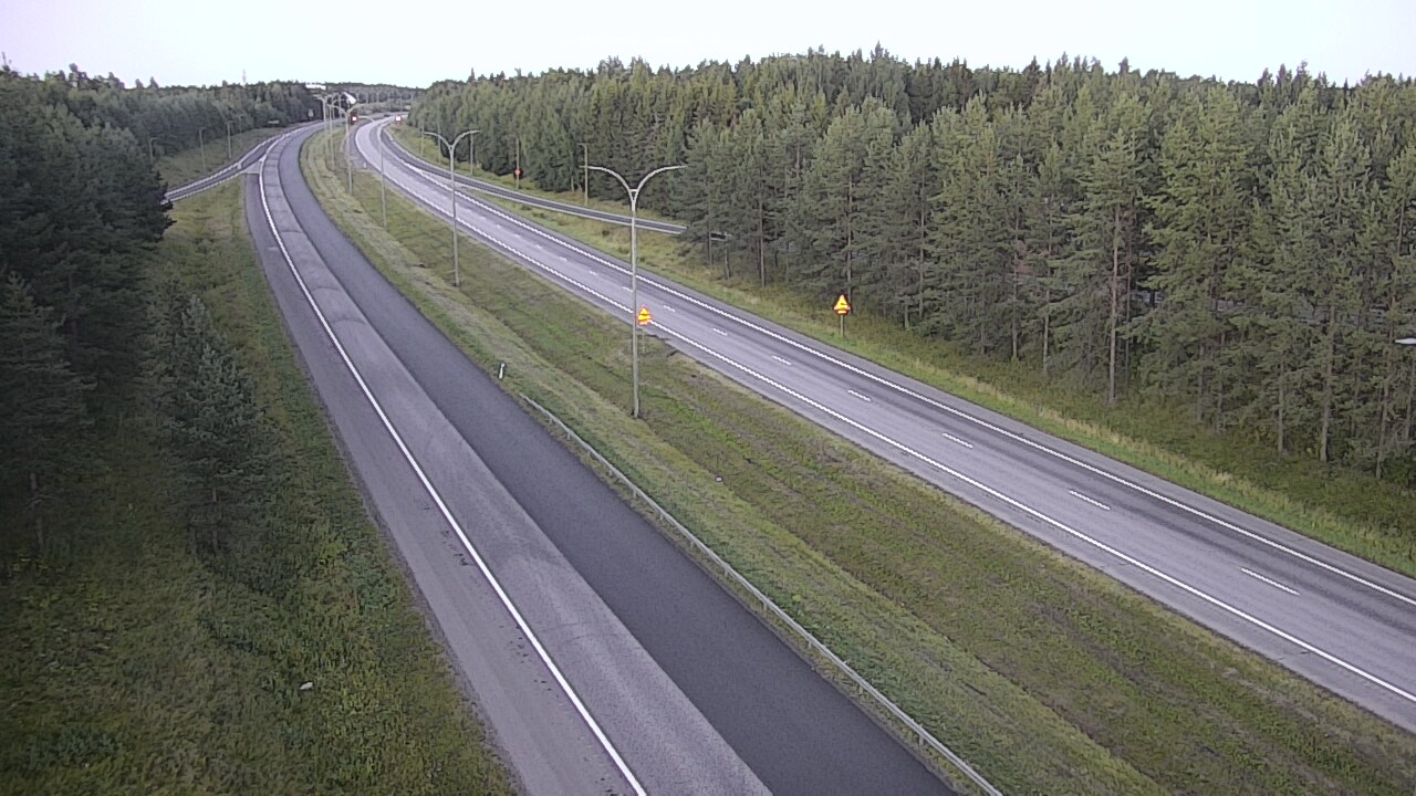 Weather Camera Image Väg 4 Uleåborg, Ouluntulli, Oulu, Pohjois-Pohjanmaa