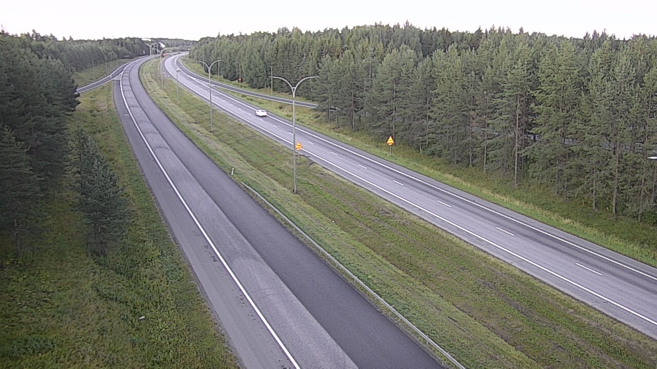 Weather Camera Image Väg 4 Uleåborg, Ouluntulli, Oulu, Pohjois-Pohjanmaa