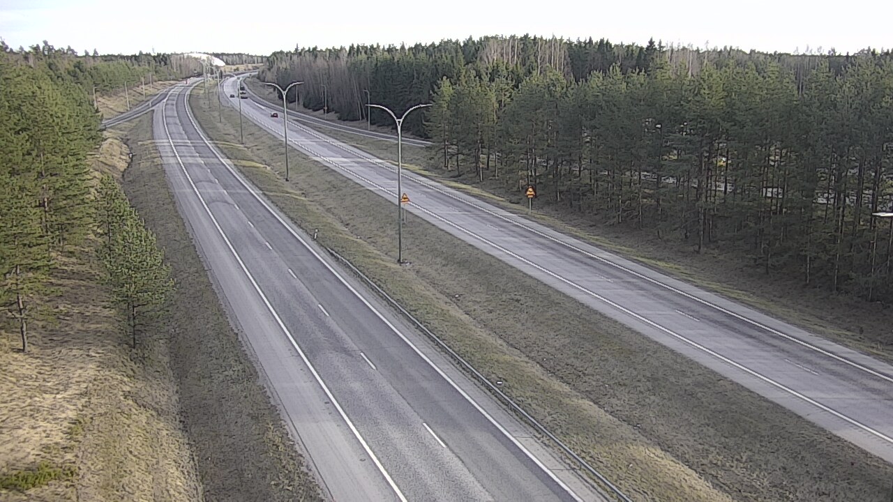 Weather Camera Image Väg 4 Uleåborg, Ouluntulli, Oulu, Pohjois-Pohjanmaa
