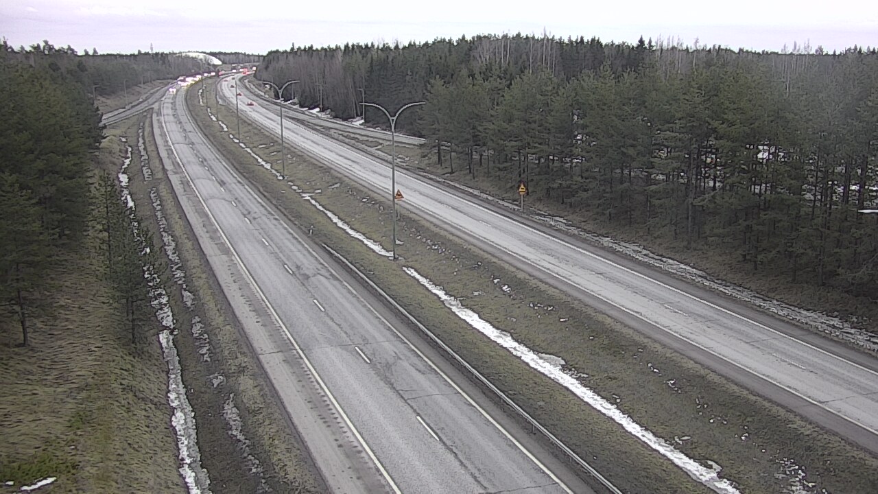 Weather Camera Image Road 4 Oulu, Ouluntulli, Oulu, Pohjois-Pohjanmaa