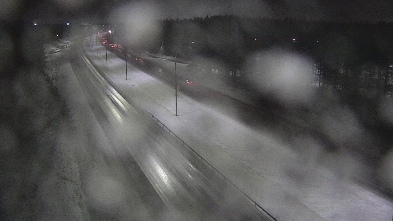 Weather Camera Image Väg 4 Uleåborg, Ouluntulli, Oulu, Pohjois-Pohjanmaa