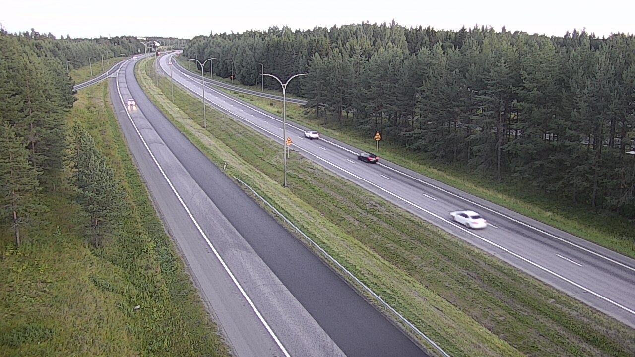 Weather Camera Image Väg 4 Uleåborg, Ouluntulli, Oulu, Pohjois-Pohjanmaa
