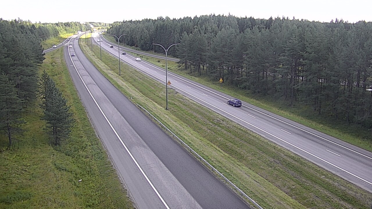 Weather Camera Image Väg 4 Uleåborg, Ouluntulli, Oulu, Pohjois-Pohjanmaa