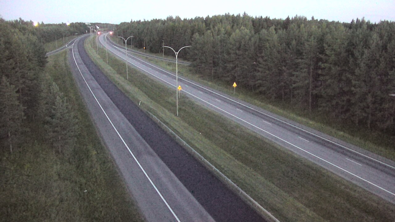 Weather Camera Image Väg 4 Uleåborg, Ouluntulli, Oulu, Pohjois-Pohjanmaa