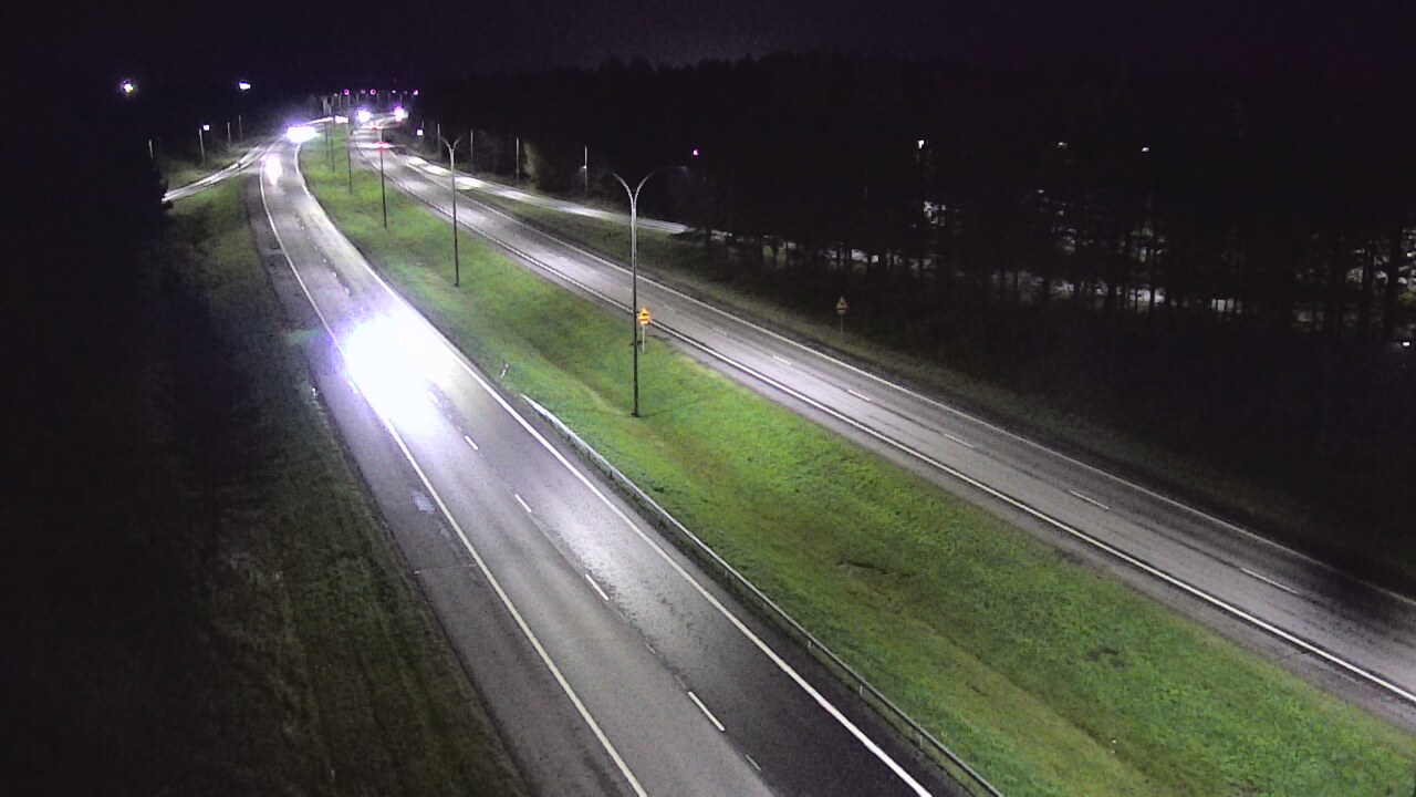 Weather Camera Image Väg 4 Uleåborg, Ouluntulli, Oulu, Pohjois-Pohjanmaa