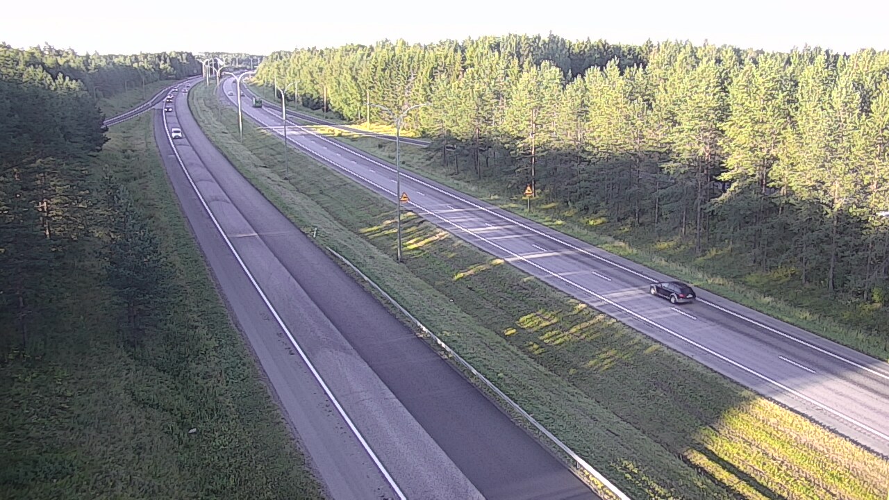 Weather Camera Image Väg 4 Uleåborg, Ouluntulli, Oulu, Pohjois-Pohjanmaa
