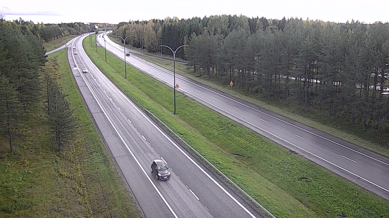 Weather Camera Image Väg 4 Uleåborg, Ouluntulli, Oulu, Pohjois-Pohjanmaa
