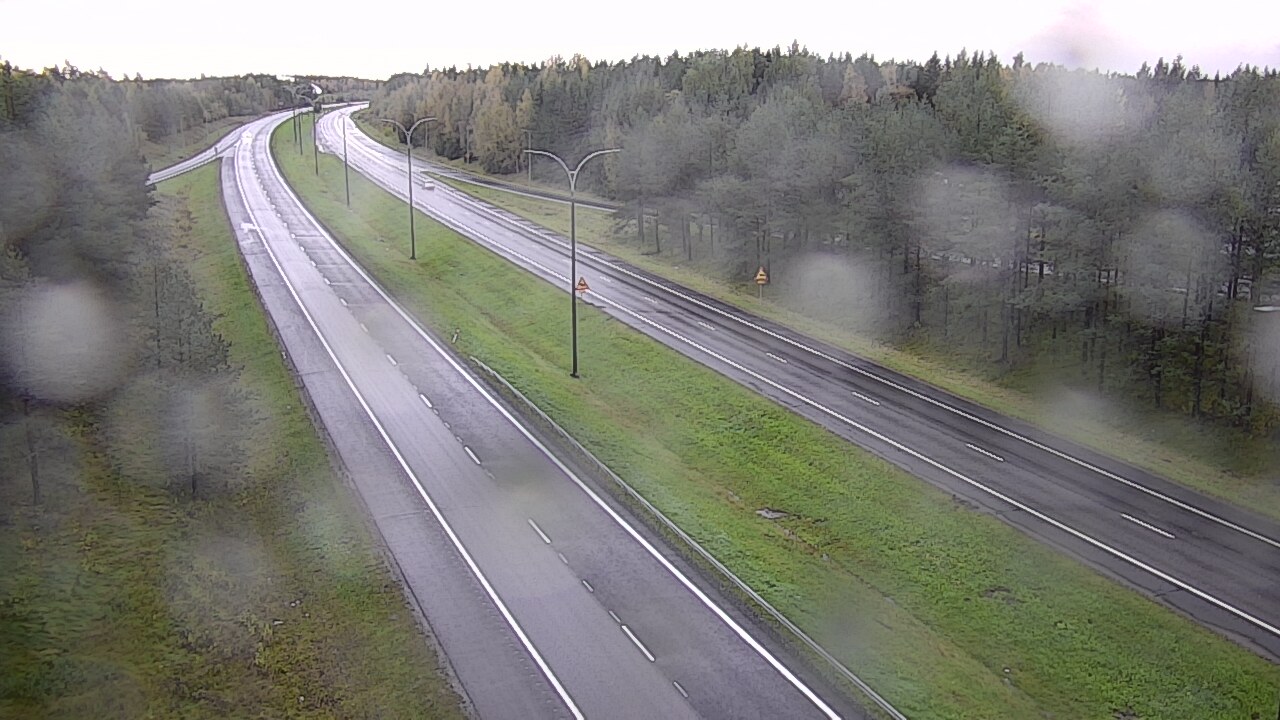 Weather Camera Image Väg 4 Uleåborg, Ouluntulli, Oulu, Pohjois-Pohjanmaa