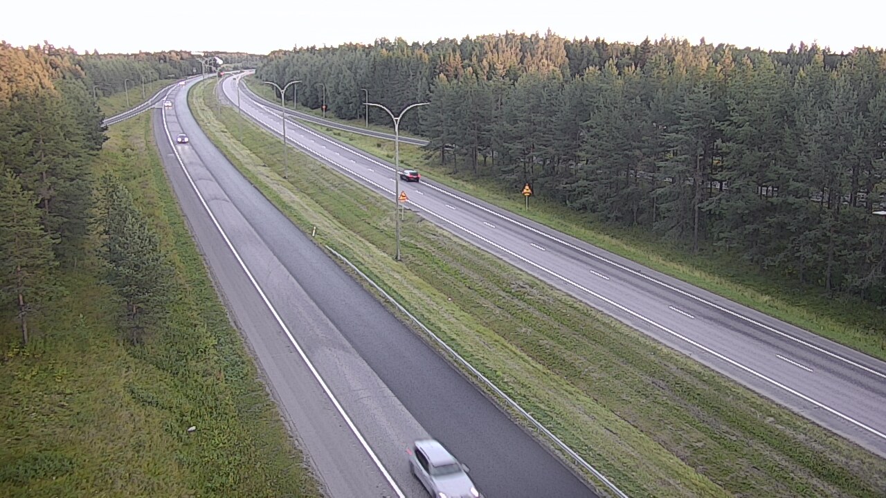 Weather Camera Image Väg 4 Uleåborg, Ouluntulli, Oulu, Pohjois-Pohjanmaa