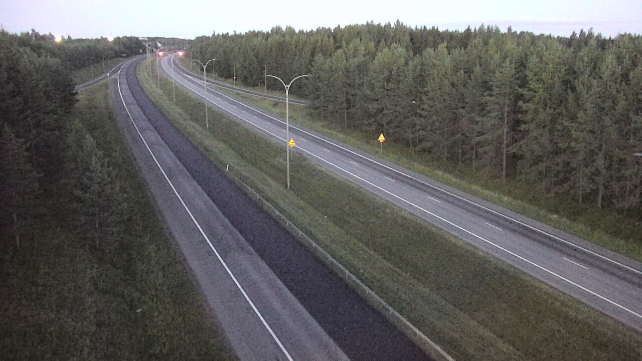 Weather Camera Image Väg 4 Uleåborg, Ouluntulli, Oulu, Pohjois-Pohjanmaa