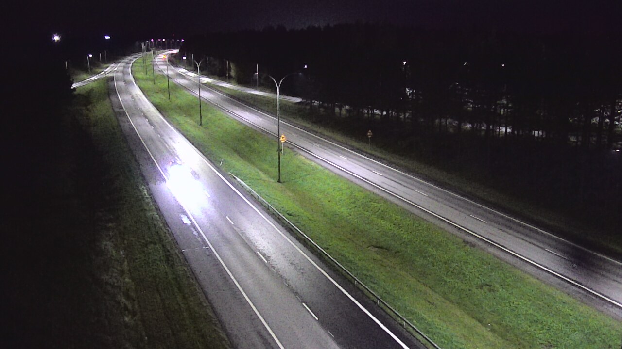 Weather Camera Image Väg 4 Uleåborg, Ouluntulli, Oulu, Pohjois-Pohjanmaa