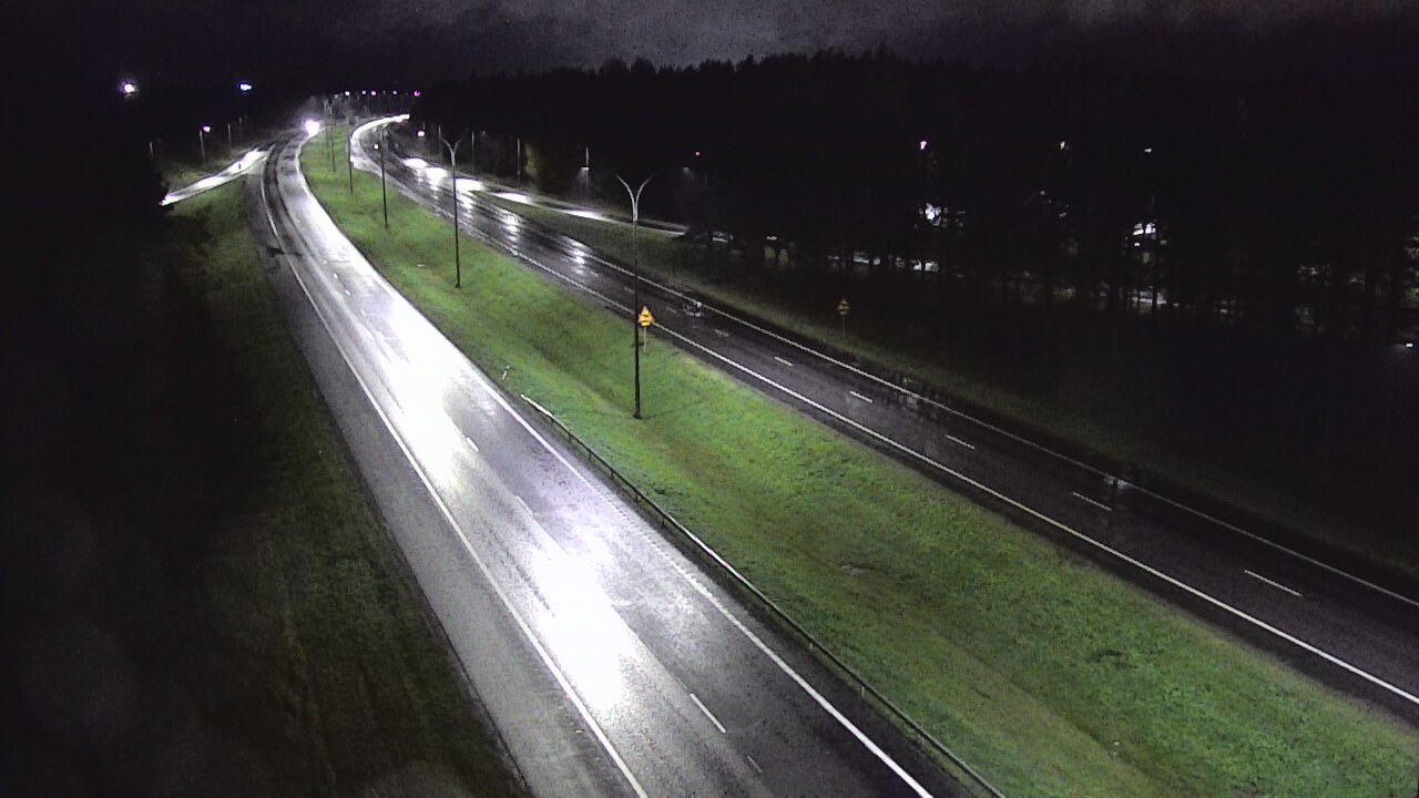 Weather Camera Image Väg 4 Uleåborg, Ouluntulli, Oulu, Pohjois-Pohjanmaa