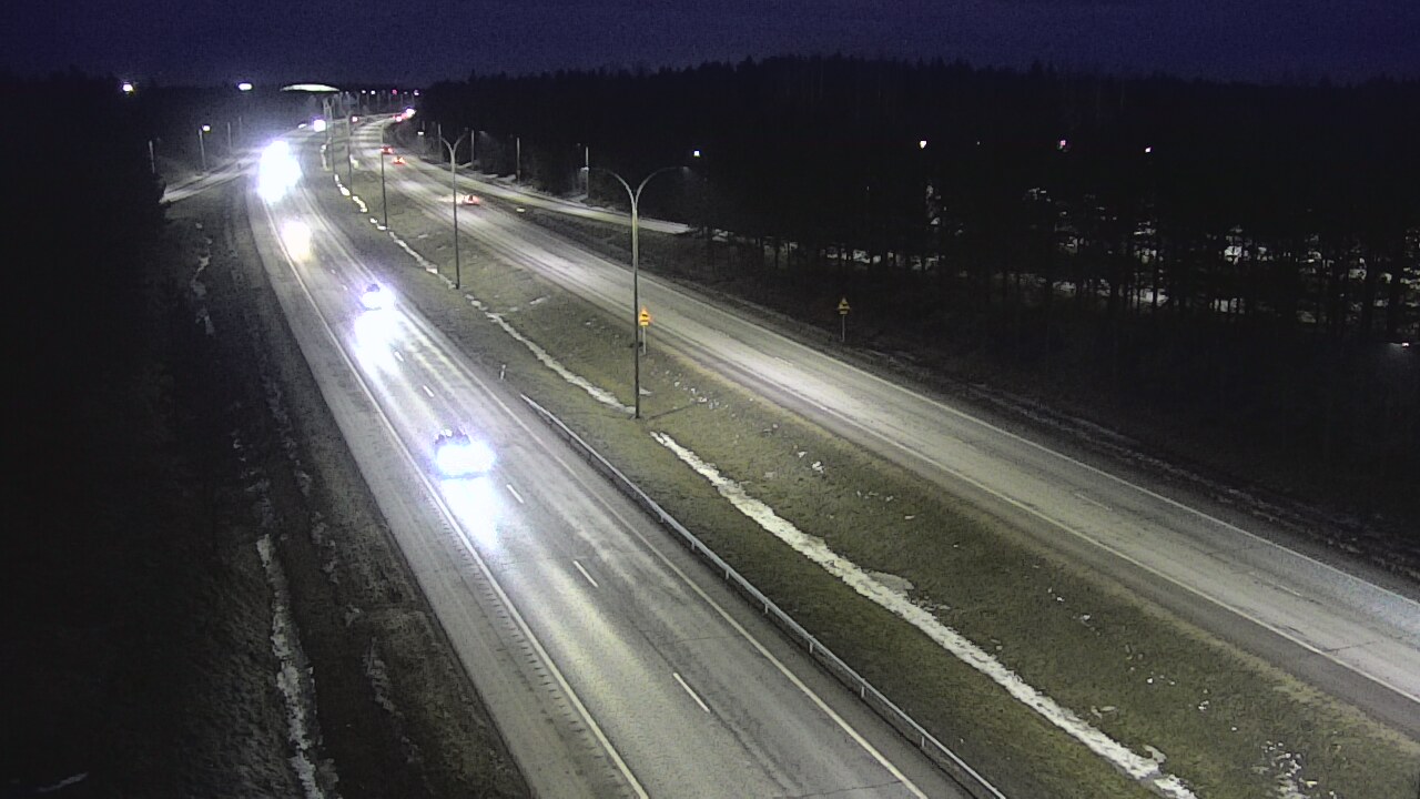 Weather Camera Image Road 4 Oulu, Ouluntulli, Oulu, Pohjois-Pohjanmaa