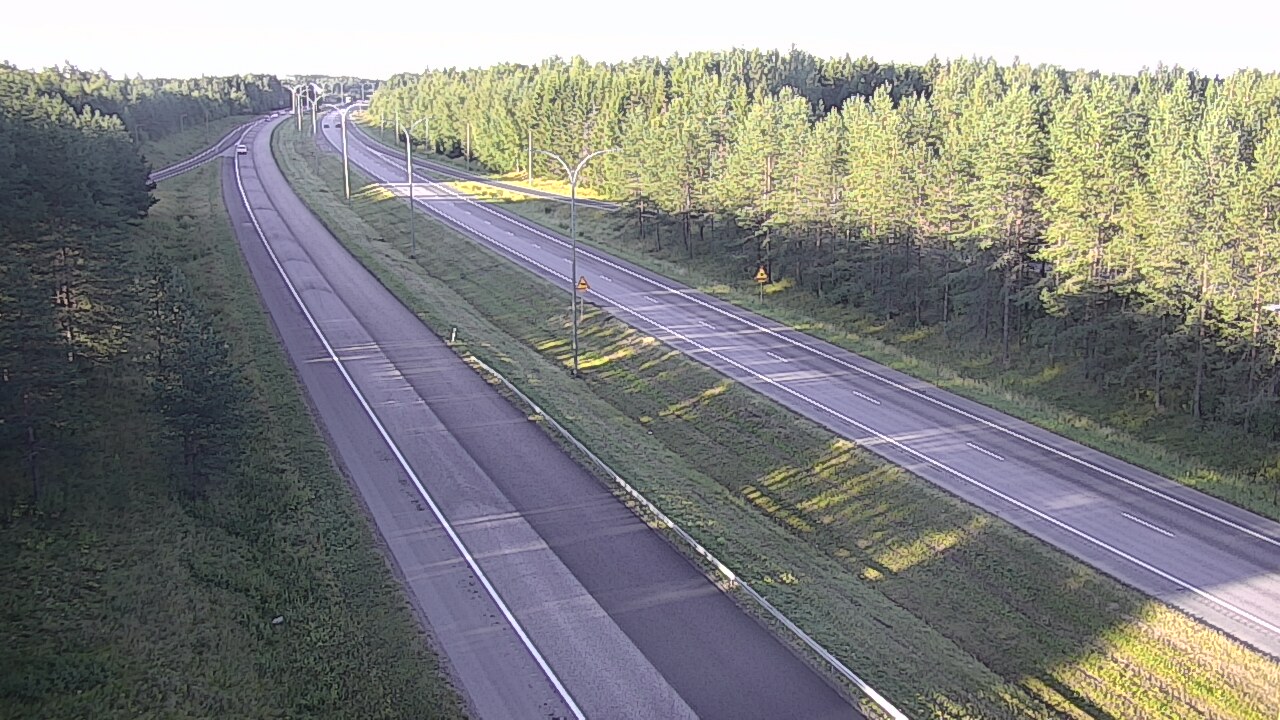 Weather Camera Image Väg 4 Uleåborg, Ouluntulli, Oulu, Pohjois-Pohjanmaa