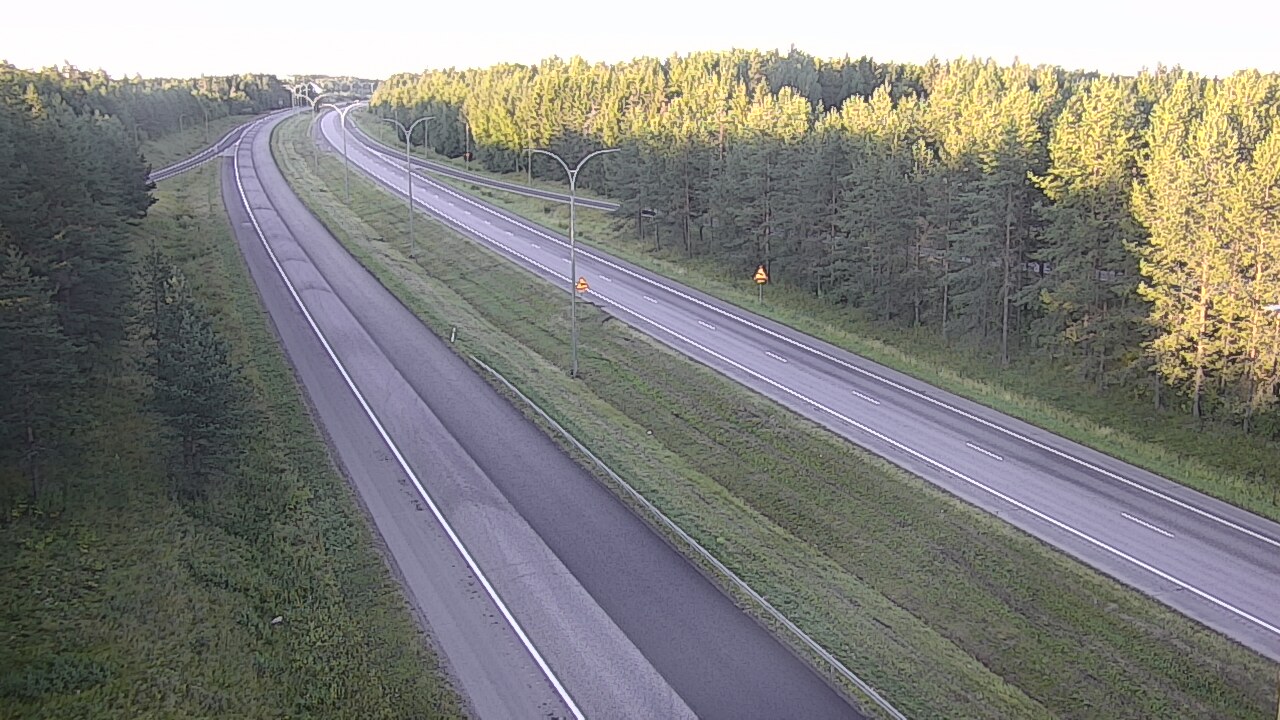 Weather Camera Image Väg 4 Uleåborg, Ouluntulli, Oulu, Pohjois-Pohjanmaa
