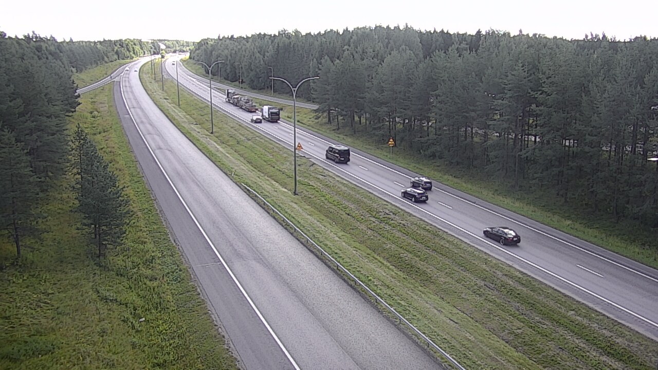 Weather Camera Image Väg 4 Uleåborg, Ouluntulli, Oulu, Pohjois-Pohjanmaa