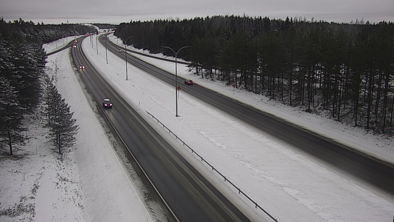 Weather Camera Image Väg 4 Uleåborg, Ouluntulli, Oulu, Pohjois-Pohjanmaa