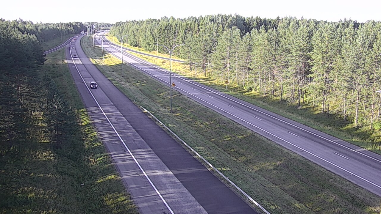 Weather Camera Image Väg 4 Uleåborg, Ouluntulli, Oulu, Pohjois-Pohjanmaa
