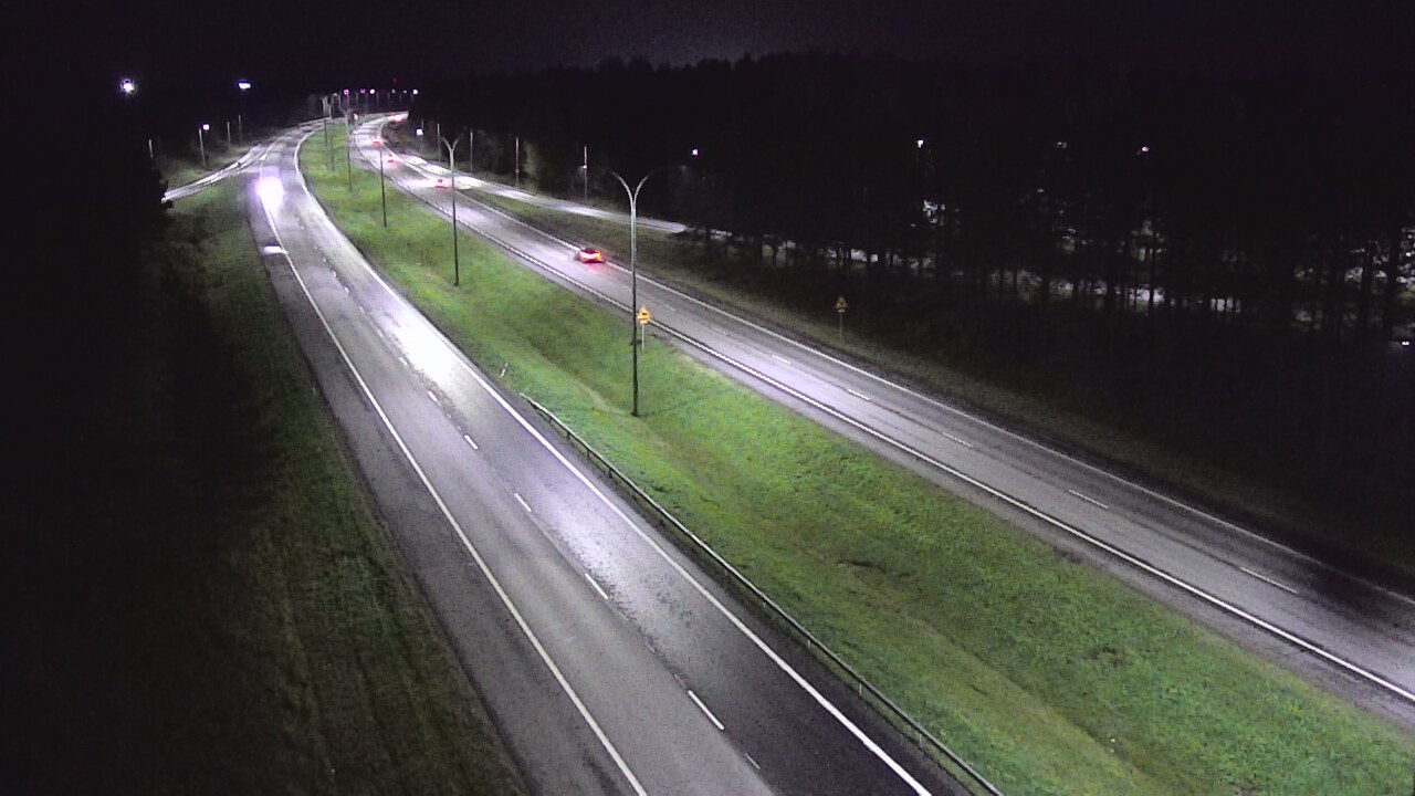 Weather Camera Image Väg 4 Uleåborg, Ouluntulli, Oulu, Pohjois-Pohjanmaa