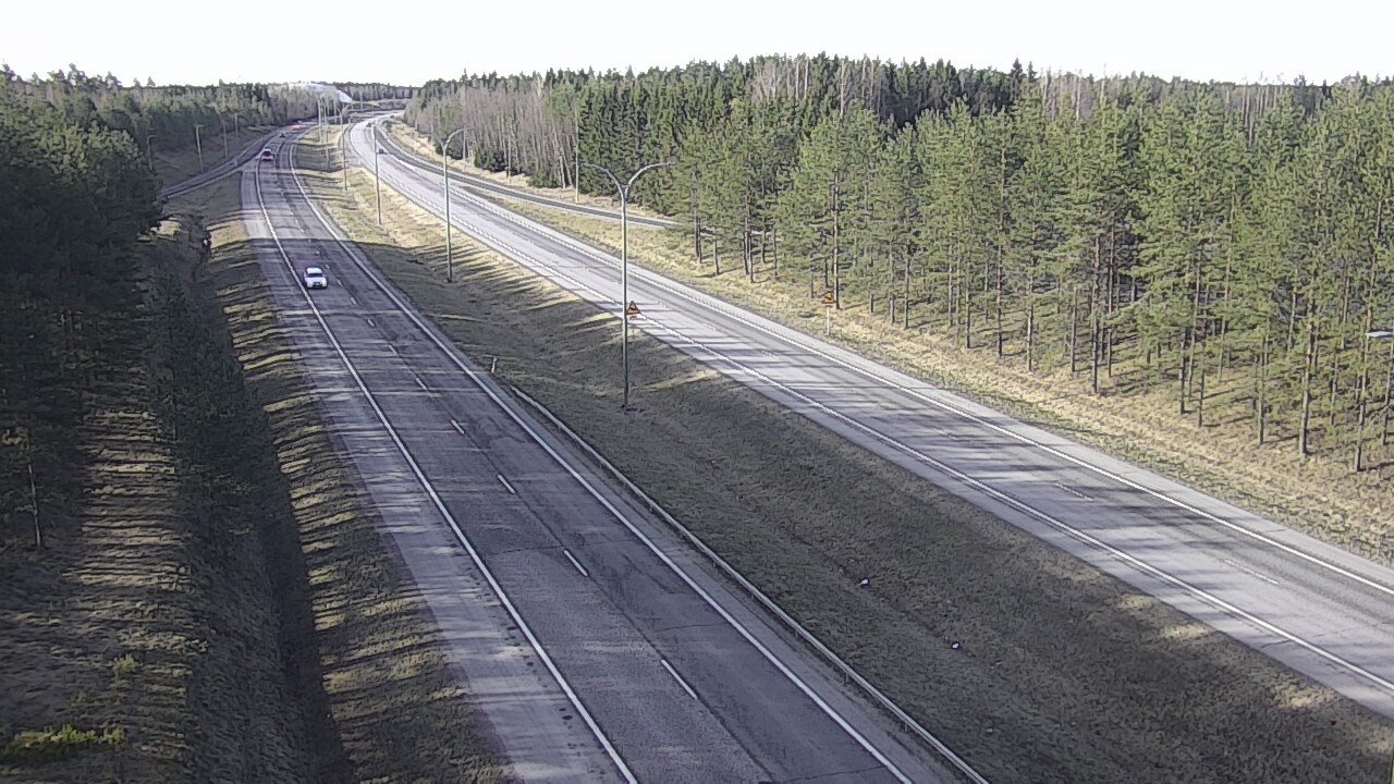 Weather Camera Image Väg 4 Uleåborg, Ouluntulli, Oulu, Pohjois-Pohjanmaa
