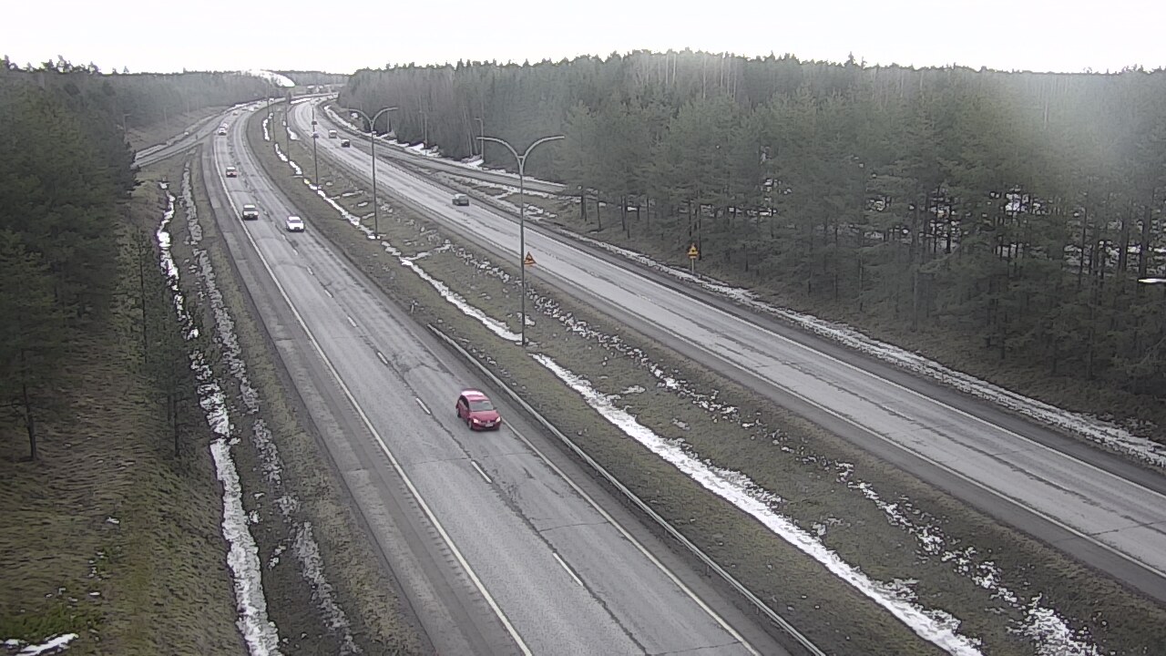 Weather Camera Image Väg 4 Uleåborg, Ouluntulli, Oulu, Pohjois-Pohjanmaa