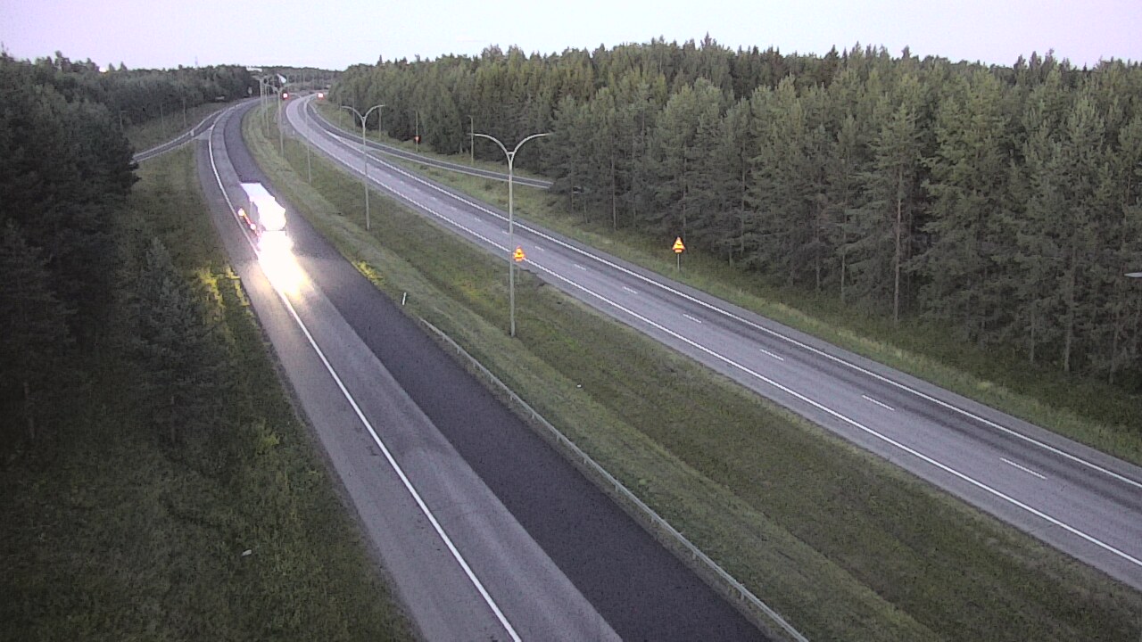 Weather Camera Image Väg 4 Uleåborg, Ouluntulli, Oulu, Pohjois-Pohjanmaa