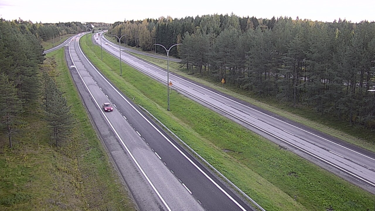Weather Camera Image Väg 4 Uleåborg, Ouluntulli, Oulu, Pohjois-Pohjanmaa