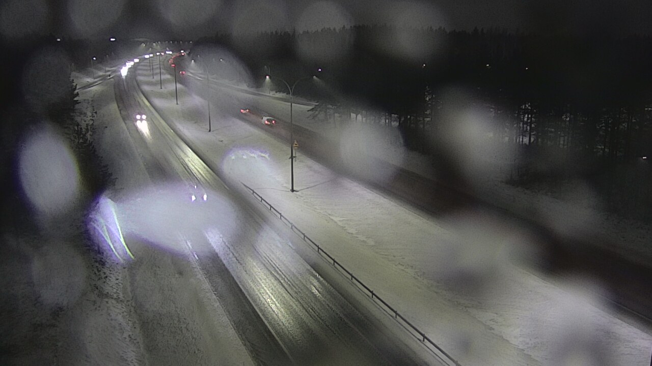 Weather Camera Image Väg 4 Uleåborg, Ouluntulli, Oulu, Pohjois-Pohjanmaa